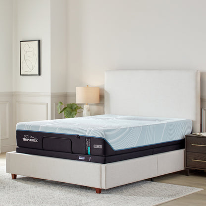 Tempur-Pedic® TEMPUR-ProAdapt® Medium Feeling Hybrid Mattress