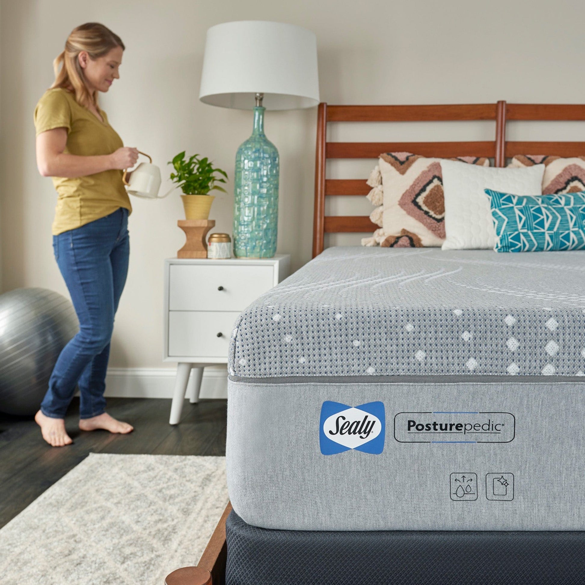 Sealy Mattress Sealy® Posturepedic Paterson Medium Feeling Gel Foam mattress stores near me